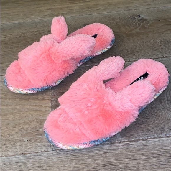 fuzzy bunny slippers